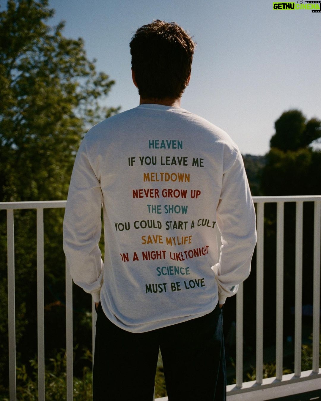 Niall Horan Instagram - HELLO LOVERS! New merch out now