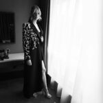 Niamh Algar Instagram - IFTA Awards ☘️ Styling by @hollyevawhite Wearing @sabina.bilenko @simmishoes @tylerellisofficial @vraiofficial @shaunleanejewellery Dublin, Ireland