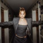 Niamh Algar Instagram – πΈπ§¨ @christiantierney
Styled by @hollyevawhite
Makeup by @kennethsohmakeup
Hair by @patrickwilson Soho Hotel