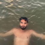 Nicat Əli Instagram - #sea #caspian #sun # . . #nicataliofficial #nicatali #actor #oyuncu #set #serial #kino #film #azerbaijan #baku #azerbaycanfilm #dizi #zkfo #zenginkızfakiroğlan #musicaltheatre #notrdamqozbeli #akademikmusiqiliteatr #theatre #instagram #instagramaz #trt1 #imtahanofficial #xezertvofficial #parisnotrdamaithaf #kvazimodo #квазимодо