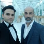 Nicat Əli Instagram - Əziz müəllimim sizi təbrik edirəm. Neçə neçə gözəl illərə çıxasız. Sizin tələbəniz olmaq və sizinlə eyninsəhnəni bölüşmək fəxrdir mənə. Doğum gününüz mübarək !!! @parvizmammadrzayevofficial @akademik_musiqili_teatr