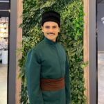 Nicat Əli Instagram - Əsgər Bəy. #əsgərbəy . @eminmuradov @emotiongroup . . #nicataliofficial #nicatali #actor #oyuncu #set #serial #kino #film #azerbaijan #baku #azerbaycanfilm #dizi #zkfo #zenginkızfakiroğlan #musicaltheatre #notrdamqozbeli #akademikmusiqiliteatr #theatre #instagram #instagramaz #trt1 #imtahanofficial #xezertvofficial #parisnotrdamaithaf #kvazimodo #квазимодо