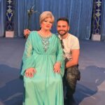 Nicat Əli Instagram - Bu günkü tamaşaya görə çox sağ olun Afaq xanım. Səhnəmizə qayıtmağınız münasibəti ilə sizi təbrik edirəm. Allah sizi səhnəmizdən əksik eləməsin !!! ♥️♥️♥️ @afaqbashirqizi_official @akademik_musiqili_teatr