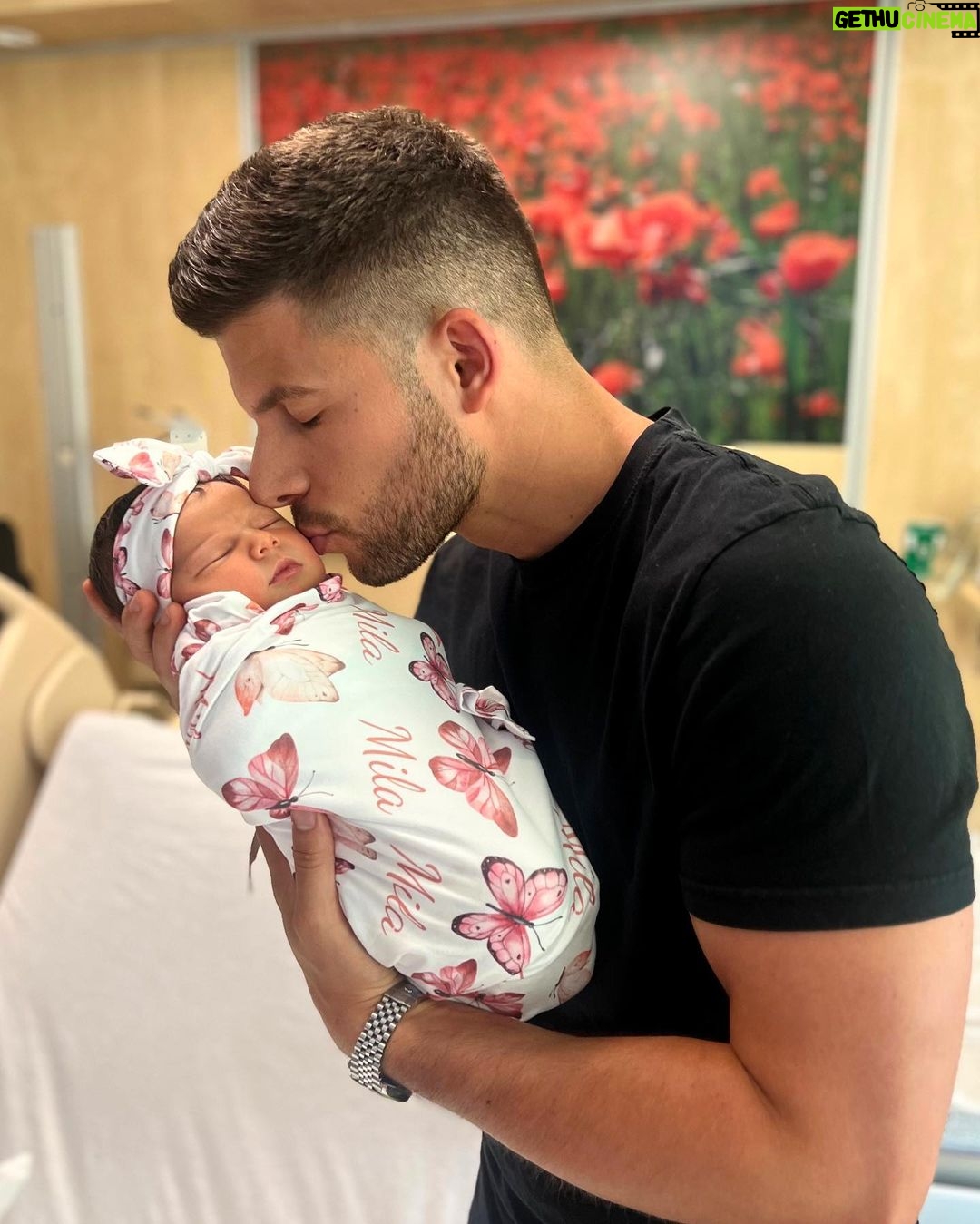 Nick Barrotta - 4.7K Likes - recents 💕