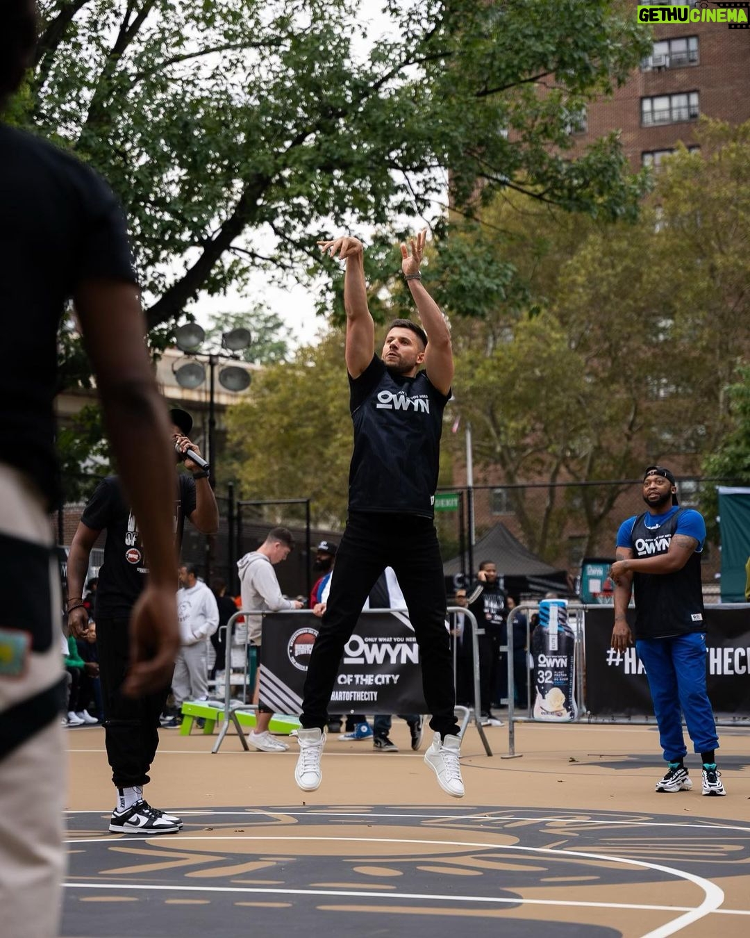 Nick Barrotta Instagram - @liveowyn x @ruckerparkstreetball Rucker Park W. 155th St. Harlem, NYC