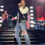 Nick Jonas Instagram – Ready to be back at it with my brothers on THE WORLD TOUR next week! Tickets are on sale now 😎