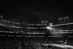 Nick Jonas Instagram - From seeing games with my brothers, to one of my first dates with @priyankachopra and now playing a show at Dodger Stadium… What a full circle moment.