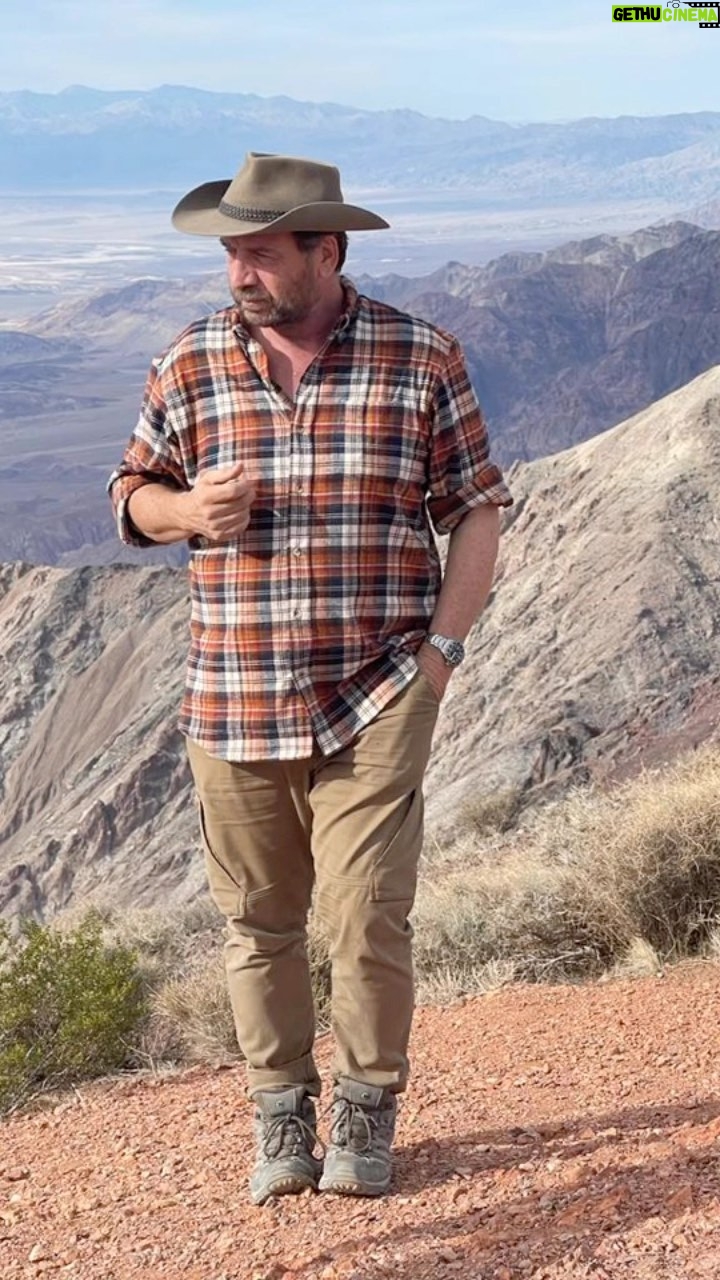 Nick Knowles Instagram - The first of my adventures in Grand Canyon was incredibly well received - thank you Such lovely messages and reviews but I was working with an incredibly talented ream@of film makers My latest adventure across Death Valley looks like this plus much more It’s on Sunday 9pm Ch5 Please don’t miss it And Grand Canyon and my first Railway Adventure across Mexico can be found on My5 which is Ch5 catch-up service 😊 #adventure #deathvalley #hotashell #rivianofficial #desert