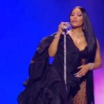 Nicki Minaj Instagram - Swipe for my faves of the night & watch my full performance on YouTube. ☁️ 🖤 That iconic voice in 1st clip is @keisharenee ♥️ Musical director 👏🏽👏🏽👏🏽 @adamblackstone Drums 🥁 @boot_greene My fave human & plays keys really REALLY well OMAR @babebrice 🎹 Keep me rolling Juice 🥤 @bigjuice205 Trini massive 🇹🇹 @mjxtatik01 Creative director @beaucaspersmart 🩰 Lights ⚡️ @tsuth88 #LastTimeISawYou #BigDifference #PinkFriday2 #MTVVMAS