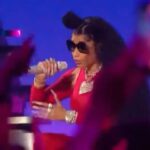Nicki Minaj Instagram - Swipe for my faves of the night & watch my full performance on YouTube. ☁️ 🖤 That iconic voice in 1st clip is @keisharenee ♥️ Musical director 👏🏽👏🏽👏🏽 @adamblackstone Drums 🥁 @boot_greene My fave human & plays keys really REALLY well OMAR @babebrice 🎹 Keep me rolling Juice 🥤 @bigjuice205 Trini massive 🇹🇹 @mjxtatik01 Creative director @beaucaspersmart 🩰 Lights ⚡️ @tsuth88 #LastTimeISawYou #BigDifference #PinkFriday2 #MTVVMAS