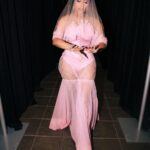 Nicki Minaj Instagram - DOLCE & GABARBIE 🎀 #MTVVMA’s 🤍👑