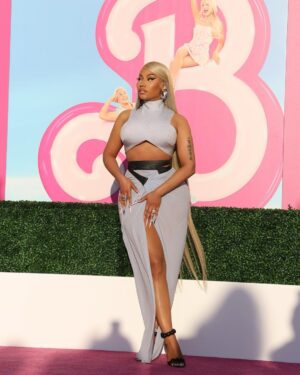 Nicki Minaj Instagram - #AlaiaBarbie 🎀
