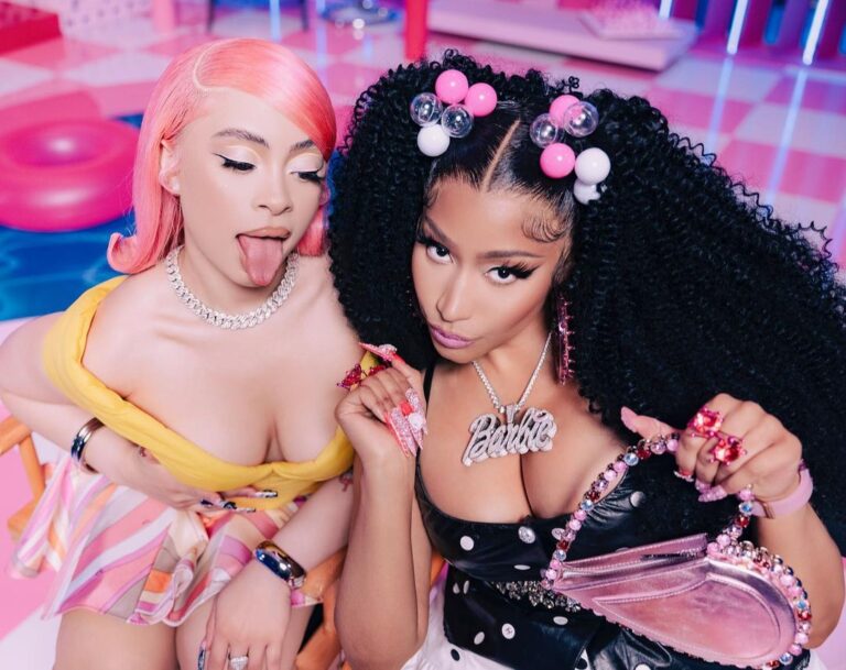Nicki Minaj Instagram - It’s BARBIE B!CH If you still in DOUBT🎀 #BarbieWorld JUNE 23rd 🎀 PRE-SAVE NOW ‼️‼️‼️‼️