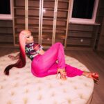 Nicki Minaj Instagram - 🎀♥️
