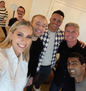 Nicki Shields Instagram - BIG NEWS! Introducing your new Formula E Broadcast team… Delighted to be back for Season 10 and a very warm welcome to these sporting legends - @jjenas, @davidcoulthardf1 and @billymongerracing 🙌🏼🙌🏼. 

@iamradzi, @dario_franchitti, @saunderscb, @tombrookscomms, @karunchandhok, @allanmcnish and @dario_franchitti are also back for more electric action. ⚡️⚡️⚡️

Plus a few special guest appearances 👀💪🏼 @jamiechadwick, @catiemunnings, @andre_lotterer . 

The new home of @fiaformulae is @tntsports with live coverage of all the races. The host broadcast continues to be produced by @auroramedia 🙌🏼 and new for the english language programming @wearewhispertv. 🙌🏼📺

Absolutely buzzing for the start of season 10. Let the countdown begin! Join us on @tntsports for the first race of the season in Mexico on Jan 13 🏎️🏎️ 

#FormulaE # Season10Kickoff #ABBformulae #electric #whisper #tnt #tntsports #sportstv #womeninmotorsport #tv