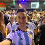 Nicolás Amelio-Ortiz Instagram – La primera vez que vivo el mundial en otro país y encima de rodaje! 🇦🇷 Gracias por darme esta alegría hoy!!! Madrid, Spain
