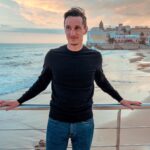 Nicolás Amelio-Ortiz Instagram - Un par que me quedaron de Sitges. Las quería publicar en octubre pero ya se está por terminar noviembre 😯