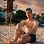 Nicolás Amelio-Ortiz Instagram - Todo muy California Dreamin en Valencia ☀️🌊 Estas fotos las sacó @priscilabiglieri Valencia, Spain.