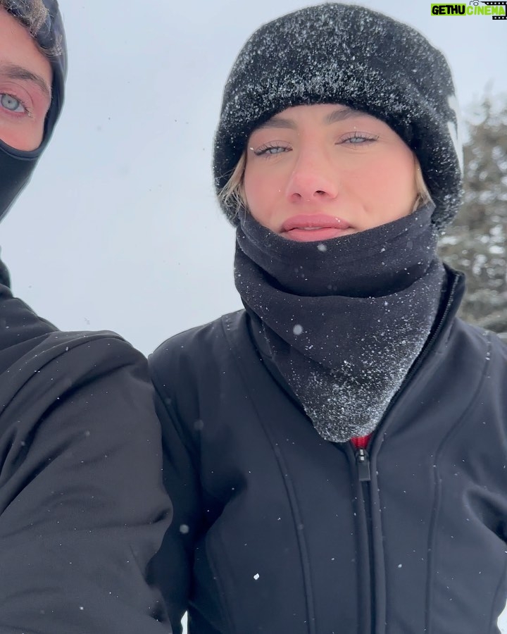 Nicolas Couteau Instagram - « Qui m’aime me suit » j’avais dit … personne n’est venu 🥲 bon sauf jade 🤍