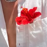 Nicolas Couteau Instagram - Je suis sûr qu’ailleurs il existe une personne comme moi mdrr 😂 Marbella, Málaga, Spain