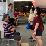 Nicole Seah Instagram - It always feels like home in Fengshan hawker centre, where @fooseckguan.sg, myself and the team had our market visits this morning. It’s my third time here in 2 weeks, as we visited in the evening after our weekday house visits and after food distribution. A volunteer remarked that it almost feels like a Kampong because the residents and stallholders we meet are always warm and welcoming, and ready to engage in a deep conversation about their lives and the issues that matter to them. One interesting convo that popped up by a lecturer having her breakfast, touched on how we can continue to foster interest amongst the youth to patronise hawker centres as a social gathering point, and to appreciate the hawker trade. It is hard work being a hawker, with many of the stalls opening at 4-5am just to prep and make sure they are ready for the day. We are also appreciative for the wealth of affordable culinary options available to us, even as hawkers grapple with the rising costs of raw materials. Fengshan Hawker Centre