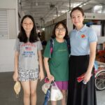 Nicole Seah Instagram - Would like 兔 wish everyone a healthy and happy year of the Rabbit this lunar new year! The WP East Coast GRC team, alongside @fooseckguan.sg , @abdulshariff.sg and myself, reprised tradition with our annual orange distribution at several locations in East Coast GRC over the weekend such as Simei, 16, 58, 85, 216 and 105 (Fengshan). We’re very grateful to have met with so many residents multiple times over the past year and there is always an underlying sense of celebration at each of the markets as Singaporeans are buoyed by a fresh start to the year ahead. It is also heartening to see how priorities have shifted over the last few years since covid. While in the past many would have uttered greetings of prosperity such as Huat ah! Or Gong Xi Fa Cai, it was unanimous this year that the topmost greeting of importance for everyone is “Sheng Ti Jian Kang” (身体健康），as many residents said that it is the most important blessing of them all. It is a great reminder for all of us to prioritise and focus on our physical and mental health for the coming year!
