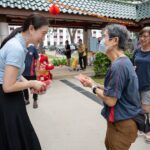 Nicole Seah Instagram - Would like 兔 wish everyone a healthy and happy year of the Rabbit this lunar new year! The WP East Coast GRC team, alongside @fooseckguan.sg , @abdulshariff.sg and myself, reprised tradition with our annual orange distribution at several locations in East Coast GRC over the weekend such as Simei, 16, 58, 85, 216 and 105 (Fengshan). We’re very grateful to have met with so many residents multiple times over the past year and there is always an underlying sense of celebration at each of the markets as Singaporeans are buoyed by a fresh start to the year ahead. It is also heartening to see how priorities have shifted over the last few years since covid. While in the past many would have uttered greetings of prosperity such as Huat ah! Or Gong Xi Fa Cai, it was unanimous this year that the topmost greeting of importance for everyone is “Sheng Ti Jian Kang” (身体健康），as many residents said that it is the most important blessing of them all. It is a great reminder for all of us to prioritise and focus on our physical and mental health for the coming year!