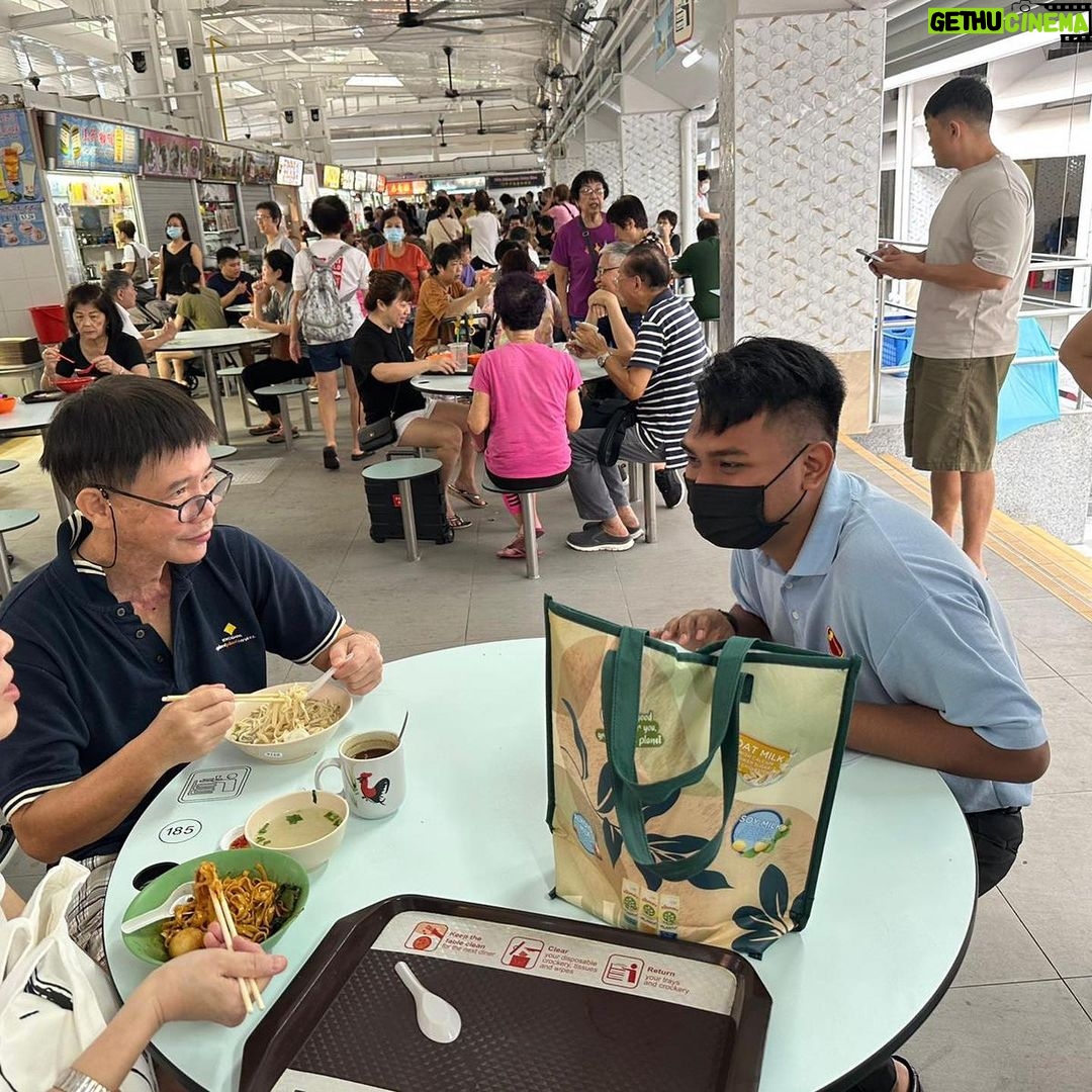 Nicole Seah Instagram - Visited the Bedok Block 216 Hawker Centre hawker centre with @fooseckguan.sg this morning. It was nice to say hello to warm familiar faces, for the young and the “young at heart” residents. The hawker centre welcomed back many residents after a three-month renovation, and it was great to see the same snaking queues for stalls which have been around for decades. The redevelopment and rebuilding of hawker centres are funded by the government when the time is due. Repair and redecoration works of hawker centres may be borne fully by NEA or the town council. It was a puzzling claim when we heard that the MPs fund the reparation of hawker centres from their own coffers, and the resident whom this was communicated to was similarly befuddled. Separately, I spoke to a blue collared worker who worked in a local franchise nearby and she teared up as she recounted an abusive supervisor who used the mop to vent his anger and was verbally abusive towards staff who were low wage workers and could not afford to resign. This individual was fortunate enough to leave the company and found another shift job. Mindful that there are always two sides to a story, I told her that we would be happy to help her file a written appeal to MOM as she was illiterate. She declined and said that she was afraid of the potential consequences as she finds it difficult to land gainful employment. I was not able to ascertain at that stage if the anecdote could be substantiated further. However it was a sombre reflection regardless that low wage workers continue to be on the receiving end of a power imbalance in our workforce, and there needs to be more rights and safeguards in place to ensure their personal safety and dignity in the workplace. Blk 216 Bedok Hawker Centre