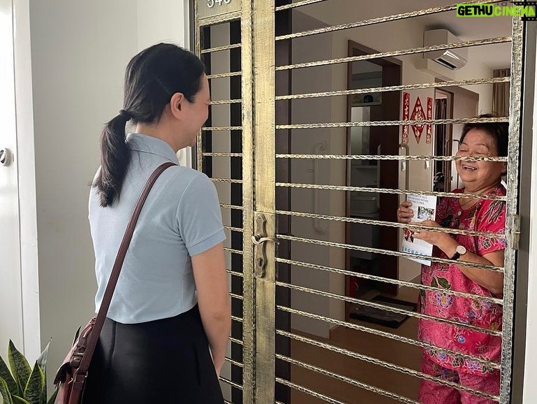 Nicole Seah Instagram - The WP East Coast team and myself had a case of house envy over the weekend, as we visited the new BTO blocks at Bedok South. Half of the units in that block overlooked a stunning view of the ocean and a tranquil strip of forest, which accorded the area the chill of a bountiful sea breeze. Most homes had signs on the doors stating that there were babies sleeping within, hence to knock instead of running the doorbell, else there were shoe racks lined with toddler shoes. It was quite a rare occurrence for us in East Coast GRC, which has largely been a mature estate with a lower concentration of younger folks. A couple of issues that stood out. 1 - In spite of the peace that we encountered on a quiet Sunday morning, we were told that there was a fire prankster who seemed to be leaving burnt marks and melted holes in the rubbish bins and across the lift landing. This had happened multiple times throughout one year, and the culprit was still at large. 2 - We were told that the beautiful forest strip was to be cleared to make way for an upcoming riverfront private development. It’s a pity as there are native species nestled within these pockets of biodiversity, and local hawks are starting to roost on top of the block with no clear means of conservation. 3 - On a lighter note, a family with a baby had a semblance of kampung spirit with their elderly neighbour as both neighbours bonded over a shared love for communal Christmas decorations, and the corridor was lined with tinsel in preparation for the festive season. It was a deeply engaging session and we look forward to our next visit there.