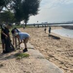 Nicole Seah Instagram - Thankful for the splendid weather this morning as the skies cleared up for the @wpyouthwing beach clean-up at East Coast park! Many participants ended up bringing their family members along, from toddlers to teenagers. They also provided feedback that the activity was meaningful and made them more aware of how we dispose of waste, and the need to keep our environment clean. Zero waste may be a challenging ambition for many, but all it takes sometimes are little actionable steps such as minimising our use of one-off disposables as we move towards a more mindful direction as a community. On a social note, my 4 year old had lots of fun interacting with the other kids today, and played with VP and fellow CEC member @nathanielkoh.sg ‘s toddler son. Also thankful to @abdulshariff.sg and @fadli_fawzi for always being supportive of youth wing activities!