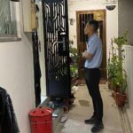 Nicole Seah Instagram - House visits this evening in Simei with @fooseckguan.sg and @abdulshariff.sg . Was quite amused and cheered to see a supporter wearing a tee shirt that coincidentally said “Hammer Strength”. There were definitely examples of hammer strength amongst the residents we spoke to today. One was a working mum who had ended a long day at work and was in high spirits as she strove to put her active toddler to bed, in preparation for the school day tomorrow. Another was a caregiver who was taking care of an adult daughter with significant mental health challenges. The extent of invisible labour such as caregiving usually goes unrecognised, and we would go much farther as a society if we duly recognise and remunerate the hammer strength of women and men who uphold the stability and well being their families. Simei, Singapore