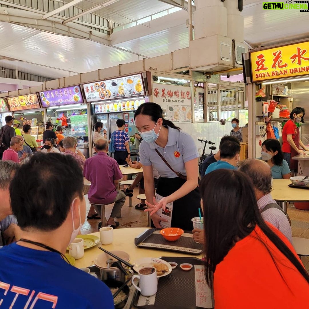 Nicole Seah Instagram - Another active weekend for the WP East Coast team and @fooseckguan.sg at 216 and 85 markets, while @abdulshariff.sg led a BlueCycle donation to a rental flat recipient. Spoke to a number of millennials during the 216 market visits and had good discussions on inflation, cost of living and education. On education, resident A had spent a good number of years overseas with a successful career in a top management consulting firm. However when he came back to Singapore and tried applying to a few government-linked positions, he was questioned on his weak math scores in secondary school. We agreed that there should be multiple pathways to success and Singaporeans who have thrived in spite of the rigidity of the system should not be penalised or faulted for past failures. Such mechanisms have a tendency to trickle down into our social mores as well, where a general segment of the populace might deem individuals unworthy if they do not meet “brand-name” paper qualifications and credentials, in spite of richer life experiences and career success otherwise. On inflation, we communicated to residents that a lot of the factors resulting in price hikes are out of the government’s control, and it is not right for us to blame the upper power echelons as it were. However, there are certain measures that the WP has continued to champion and that includes slowing the rate of growth of the reserves and the timing of the GST hike, as well as calls to recognise the burden such price hikes and increased taxation (such as carbon taxes for example) would enforce on the middle class. I maintain that we are committed to being a responsible opposition party that does not have the intention of being anti-government, rather we will raise important issues of the day and strive for balanced views on the policies that affect us. Blk 216 Bedok Hawker Centre