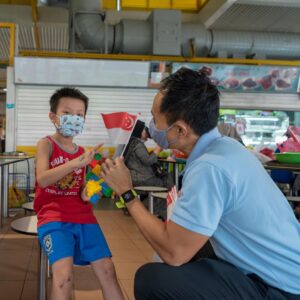 Nicole Seah Instagram - The Workers’ Party East Coast GRC team, including @fooseckguan.sg  and @abdulshariff.sg , was out and about on this sunny National Day at the various markets and locations in EC - 58, 85, 216, 16, Bedok Interchange and Simei. East Coast GRC residents were cheered by patriotic and celebratory vibes as flags were distributed to stallholders, children and the elderly. We wish all Singaporeans and Singapore residents a very happy National Day, and the most-exchanged goodwill greeting of the day - May you be happy and healthy always!