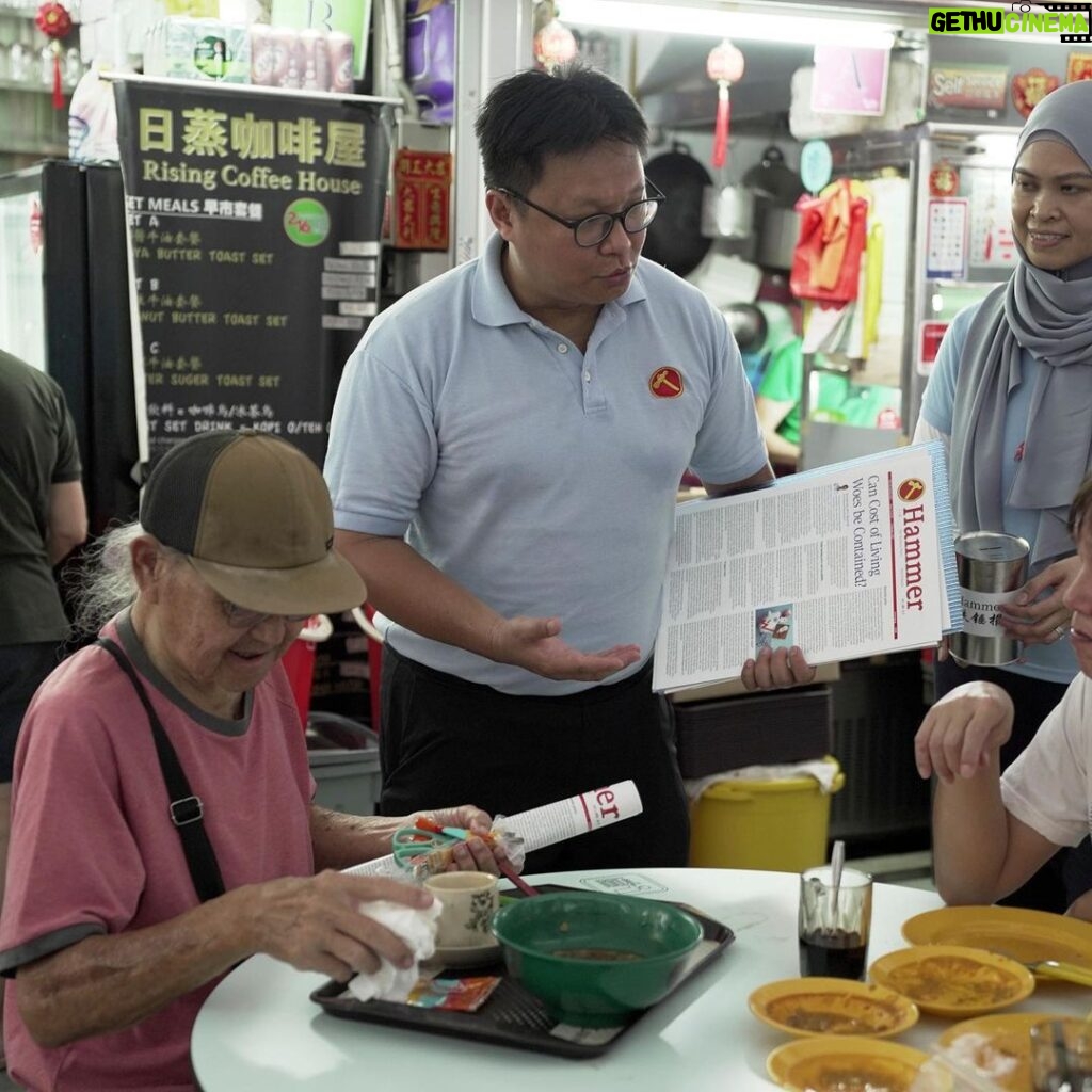Nicole Seah Instagram - The sudden downpour this morning at 216 Bedok hawker centre did not dampen the spirits of WP members who showed up for our Hammer outreach! It was great to speak to residents whom we have encountered repeatedly over the course of our visits. Wishing everyone a happy and restful long weekend this Labour Day. Blk 216 Bedok Hawker Centre