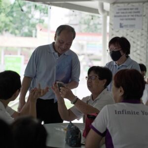 Nicole Seah Instagram - The sudden downpour this morning at 216 Bedok hawker centre did not dampen the spirits of WP members who showed up for our Hammer outreach! It was great to speak to residents whom we have encountered repeatedly over the course of our visits. Wishing everyone a happy and restful long weekend this Labour Day.