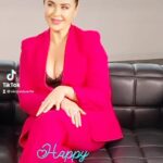 Nicole Stuart Instagram - Wait did you say it’s Friday… happy 🤣🤣🤣🤣🤣Friday!! 💖💋💯⁣ .⁣ .⁣ .⁣ .⁣ .⁣ #friday #fridayfeeling #fridayfeels #fridaymood #fridaymorning #fridaymotivation #fridaynight #fridaythoughts #fridayvibes #fridayvibesonly #fridayvibes💜 #fridayvibes😍 #fridayvibes😎 #friyay #happyfriday #lawofattraction #lifequotes #mindset #positive #positiveattitude #positiveenergy #positivethought #positivevibe #positivity #quote #quotestoliveby #successquotes #tgif #vibes #weekendvibes