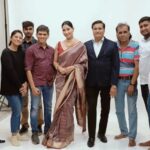 Niharica Raizada Instagram - Killer Team @jksjewelspvtltd @ram_kumar_231 @prsd.jr @official_niharica_raizada @mandar_photos @hairbyzeba @amolbhilare82 @hairstylistwahida_ @arunagoud_official @mkg_film_studio #NiharicaRaizada