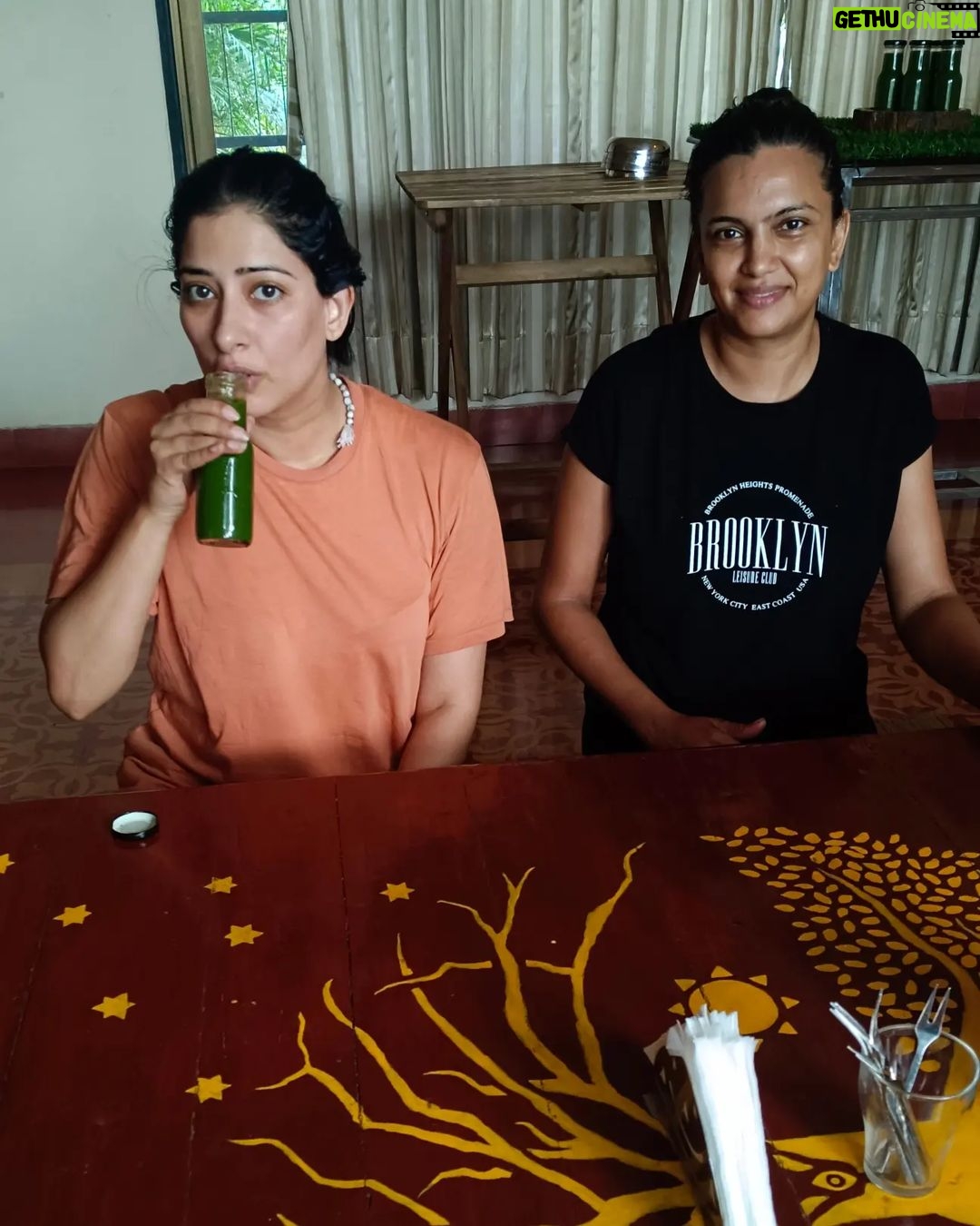 Niharica Raizada Instagram - Happy 2024 Everyone. Day 2 at the @abhyasschoolofyoga We started the day with oil pulling, jal neti important part of Shatkarma. Yoga, is very difficult and my whole body is hurting. But it is the best practice for unity of mind, body and soul. योगश्चित्तवृत्तिनिरोधः । तदा द्रष्टुः स्वरूपेऽवस्थानम् ॥ Yogash chitta vritti nirodhah, Tada drashtuh svarupe avasthanam. Yoga is the cessation of the fluctuations of the mind. Then the seer abides in their own nature. Post Yoga, we had our juice and fruit. Now, in sometime we will have our breakfast and ayurvedic treatments again. #NiharicaRaizada #HapptNewYear Great start to the year.