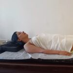 Niharica Raizada Instagram - Satvik Bhojan and Ayurvedic Treatment This is life At the @abhyasschoolofyoga With the spiritual healers. #NiharicaRaizada #AyurvedForLife