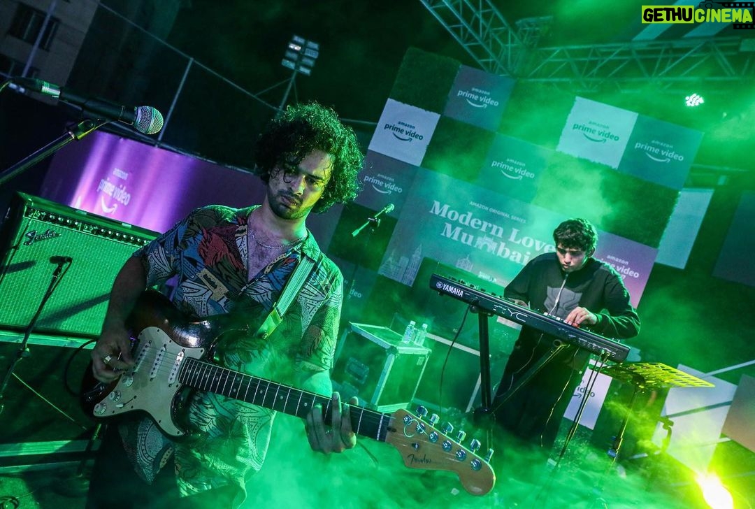 Nikhil D'Souza Instagram - I LOVE being on stage. In fact, the day after is usually a bit of a downer. Playing live to you guys could therefore be a drug of sorts. And I don’t plan on stopping any time soon. Feel free to come up with captions for photo no. 2 #mausamhaipyaar #modernlovemumbaifest @primevideoin @pritishnandycommunications 📸: @ziyaadmedia