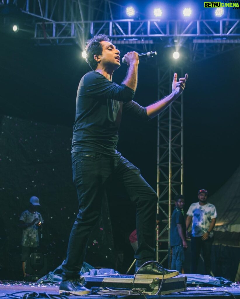 Nikhil D'Souza Instagram - Throwback to this moment @revelsmit Manipal 2 weeks ago. Whoever thought the main event would turn out to be a rain soaked 20 min acapella concert! I’ll remember this, and you guys, and I hope you do too. 🍻 Photos: MIT Revels Photography Club