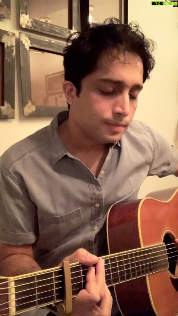 Nikhil D'Souza Instagram - Gearing up for the weekend gigs! Saturday night @one8.commune Pune and Sunday night @opabarandcafe Mumbai. Besides Saiyaara, I’m fully excited to play our indie+bolly favs. (tell me which ones you’re looking forward to!) Book tickets at the link in bio! @insider.in @underscoreliveind @rawlive.in @jrnyentertainments #saiyaaratour #singersongwriter #concert #gig #live