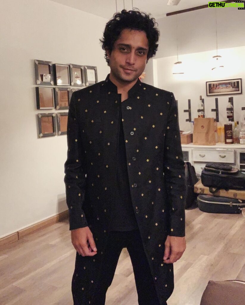 Nikhil D'Souza Instagram - Happy happy Diwali to you and your family. This is me after a marathon party session spent with close friends and some beautiful people I’ve met for the first time. So glad we’re moving from virtual to in-person. I’ve missed this. Cheers to an amazing year ahead for you and me. 🥂