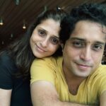 Nikhil D'Souza Instagram - Who dis girl and where’re we off to? 🤔 ✈️