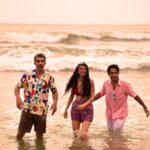 Nikhil D'Souza Instagram - A magical track that transports you to a completely different world where time ceases to stop - That’s how special ‘Sham Sunset Edition’ is for me! Inspired by the mesmerizing sunset, this experience has been a celebration of a lifetime. Here's a glimpse of my favorite moments with Bombay Sapphire's Sunset Edition & my buddies for life @jimsarbhforreal & @sabazad It's these little moments that make life more magical & worthwhile 🌈💕 #BombaySapphire #StirCreativity @bombaysapphire @onlymuchlouder Styled by @drashtidantara / Hair @zidosalon / Make up @zahabia