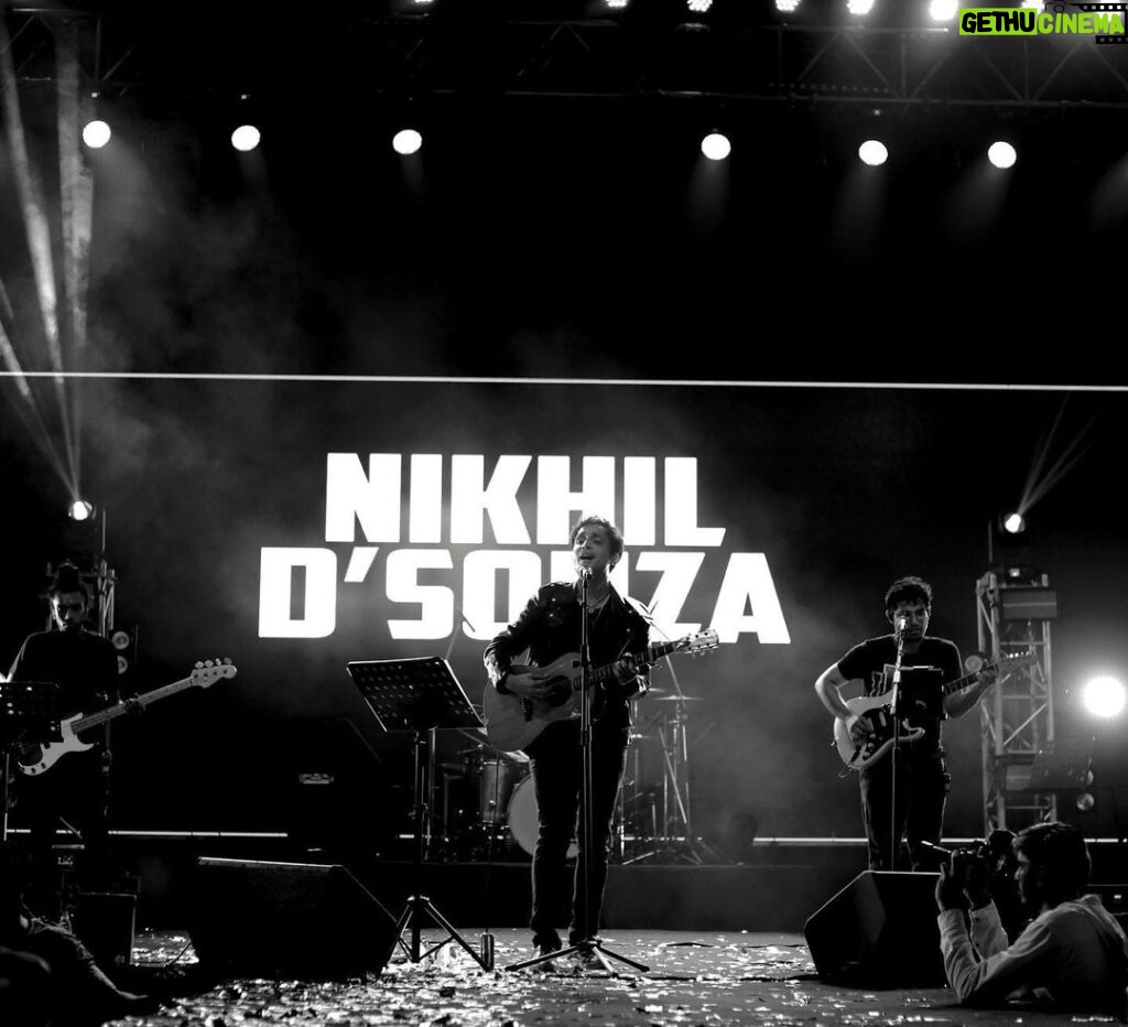 Nikhil D'Souza Instagram - What a night, Surat. My first gig there and it was ❤️. Thanks @jk__entertainerz @sky.nightz for putting it all together and getting this wonderful crowd out on a Tuesday night! Photos by @kelix.in @__.pavitra_0369 @_the_snappy_studio_ @kevin29__ @ashish_das_5380 @mr._.jenu