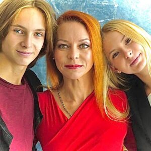 Nikita Dzhigurda Instagram - Фейки,
разговоры, сплетни
не разрушат тот уют,
где Любовь, Семья и Дети
дарят Кайф и чувств салют!👁️❤️👁️

Спасибо Денису #denisred @blackstudio.info @blackstudio.photoday  за классную фотосессию!👍
#донбасс💪 #победа 
#маринаанисина #олимпийскаячемпионка #богиняанис @marinanisina #донецк❤️ #комполка #сид #комполка #сид #комбат #лётчик #юрьич 
@tarzan___official #шаман #shaman #CBO @pantovanatali # @volochkova_arty @shalyapin_official @pashaev.elman @olga_khayrullova @top_best_russia @mck_dessin @mikhail_grebenshchikov @lozayury @alibasov_nana @ivan_kuzminov_ @elena_galitsyna_  @milenadeynega  @sashashpakofficial @i.am.isa.m  alex_foto_2020 @sergeydzhigurda  @levan_todua @vlad_gunbin @otar.kushanashvili @evgenbordo @kseniya_shkoda @dr.mussurov @skripka.msk @detochka.1973 #михаилигнатов @kadetmusic @anton1177 @voronovlawyer
