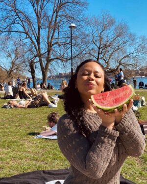 Nikita Uggla Instagram - Together with Zalando, I’ve created my local vibe in Stockholm. With some of my favorite Nordic brands, I’ve put together the perfect outfit for a picknick in Rålis! Nothing beats a picnic with friends in Rålis with the water behind us and good food♥️ #whatsyourvibe #sthlmvibe @zalando