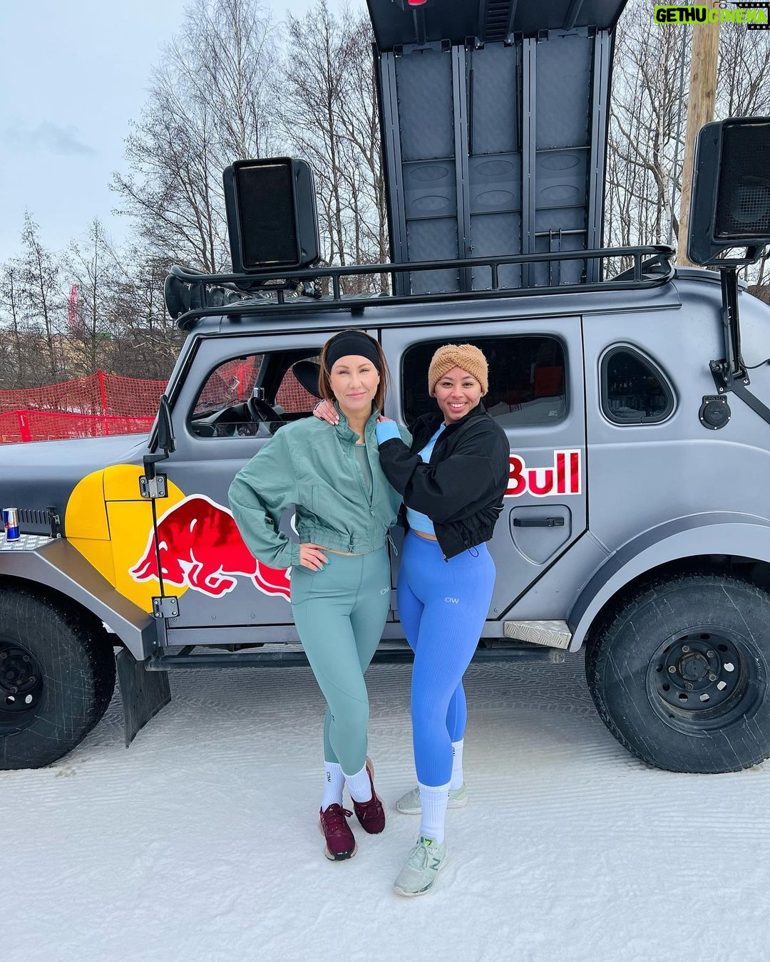 Nikita Uggla Instagram - ❤️🔥 Hammarbybacken
