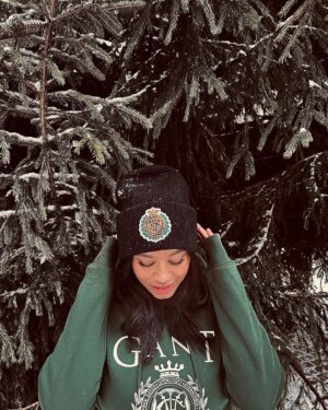 Nikita Uggla Instagram - The family I chose is my family away from home!  Always greatful for my friends that makes me feel safe and like I have a home in the city♥️ #Thefamilythat #GANT #zalandostyle